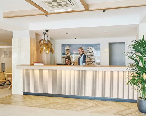 Universal Aparthotel Don Camilo