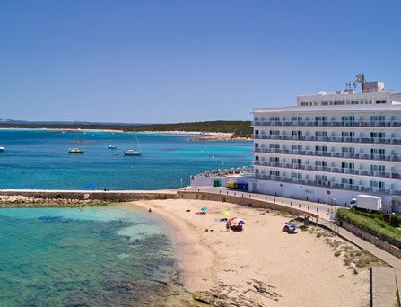 Universal Hotels Marques