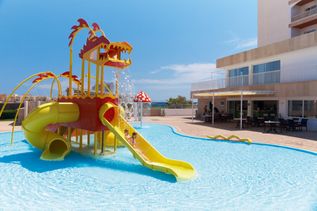 Universal Mallorca Ferien Universal Hotel Romantica Colonia Sant Jordi Pool Splashpool Familie Kinder