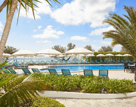 Universal Mallorca Travel SChweizer Leserreise Wandern Universal Hotel Castell Royal Canamel