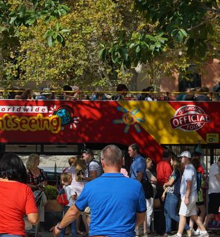 Universal Mallorca Travel Ausflug in der Hauptstadt Palma Hop on Hop off Mallorca