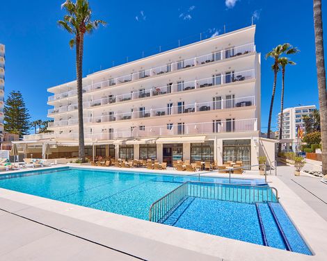 Universal Hotel Bikini