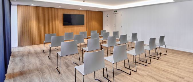 Universal Mallorca Travel Universal Aparthotel Don Camilo Sant Elm Pool Liegen