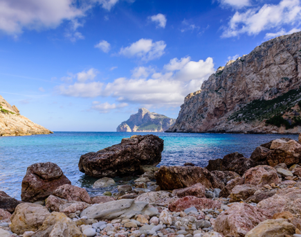 Universal Mallorca Travel Wanderwoche mit der Schweizer Familie Ausflug Wanderung Caminata Biniaraix