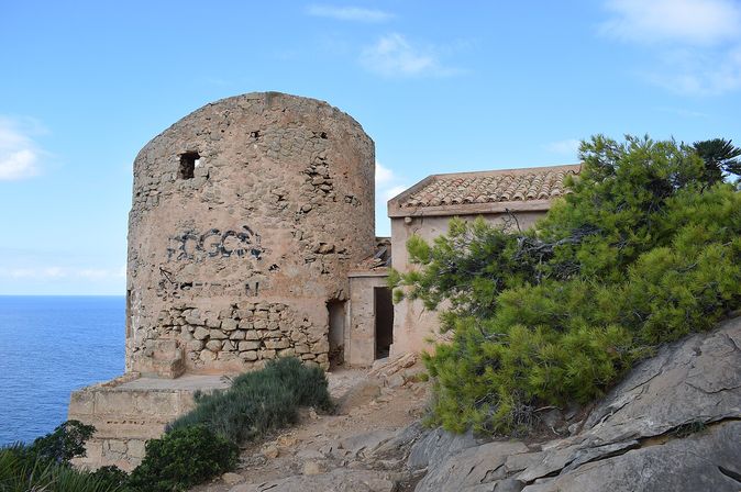 Torre de cala en basset