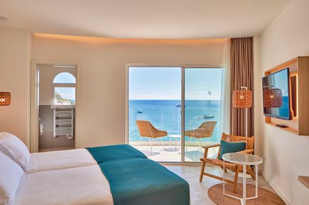 Doppelzimmer Meerseite Universal Hotel Aquamarin Sant Elm Mallorca