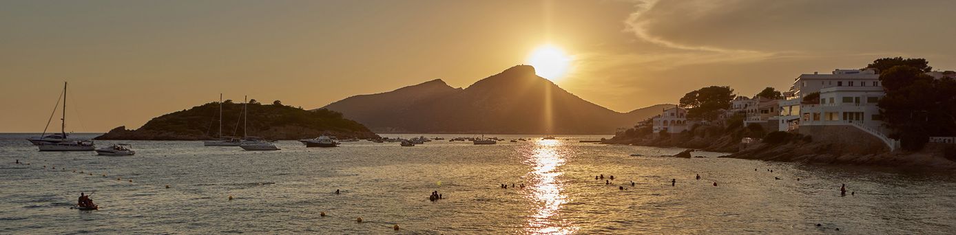 Universal Mallorca Travel Sant Elm Sonnenuntergang Dragonera Universal Hotel Aquamarin Turmzimmer