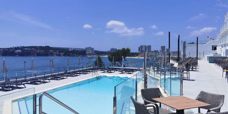 Universal Mallorca Ferien Hotel Florida Magaluf by Universal Magaluf Pool Terrasse Adults only